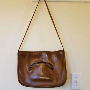(SOLD) Coach leather shoulder bag